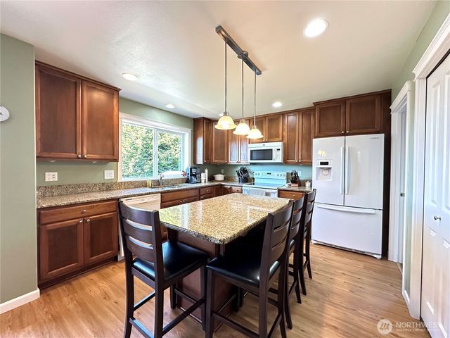 3710 W 7th Street, Anacortes, WA 98221