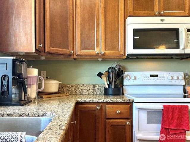 3710 W 7th Street, Anacortes, WA 98221