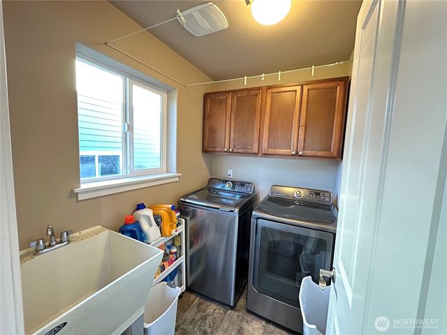 3710 W 7th Street, Anacortes, WA 98221
