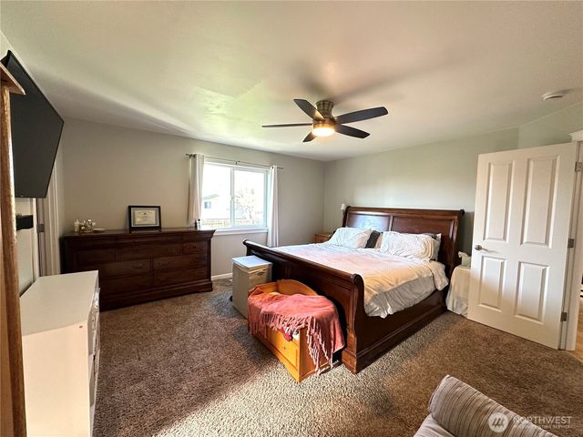 3710 W 7th Street, Anacortes, WA 98221