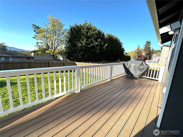 3710 W 7th Street, Anacortes, WA 98221