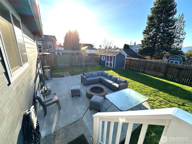 3710 W 7th Street, Anacortes, WA 98221