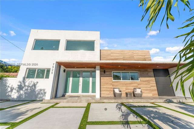 7525 Buccaneer Ave, North Bay Village, FL 33141