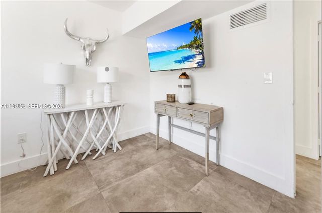 7525 Buccaneer Ave, North Bay Village, FL 33141