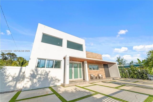 7525 Buccaneer Ave, North Bay Village, FL 33141