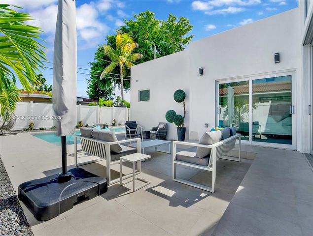 7525 Buccaneer Ave, North Bay Village, FL 33141