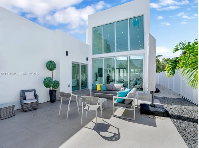 7525 Buccaneer Ave, North Bay Village, FL 33141