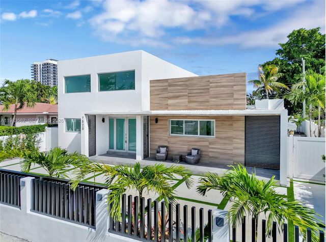 7525 Buccaneer Ave, North Bay Village, FL 33141