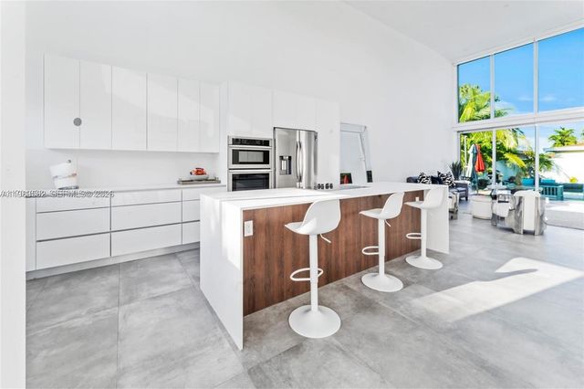 7525 Buccaneer Ave, North Bay Village, FL 33141