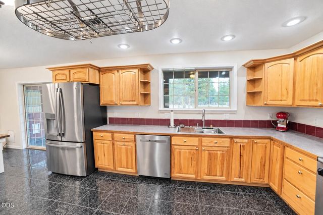 150128 Paul Drive, La Pine, OR 97739