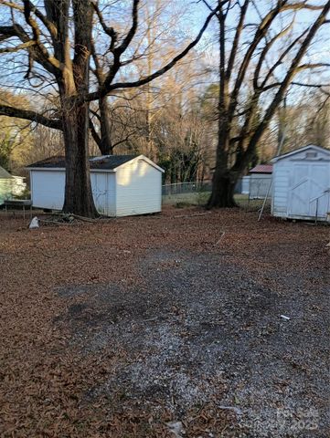 524 North Drive, Cherryville, NC 28021