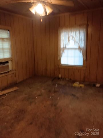 524 North Drive, Cherryville, NC 28021