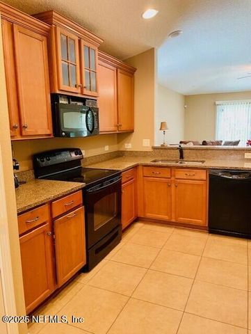 11107 LIMERICK Drive, Jacksonville, FL 32221