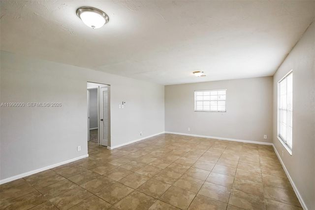 5961 NW 14th Ct, Sunrise, FL 33313