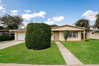 5961 NW 14th Ct, Sunrise, FL 33313
