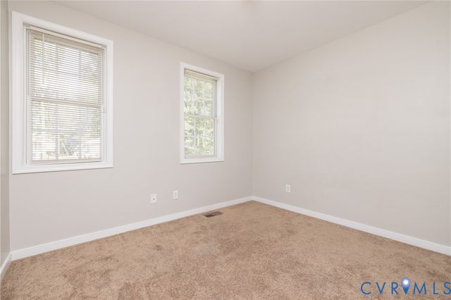 2112 Trenton St, Hopewell, VA 23860