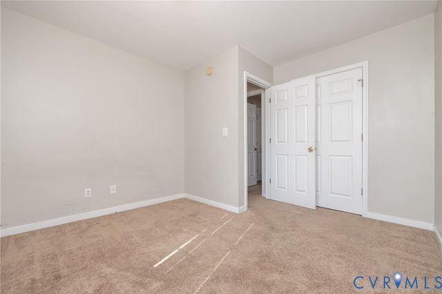 2112 Trenton St, Hopewell, VA 23860