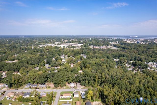 2112 Trenton St, Hopewell, VA 23860