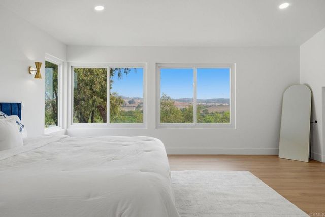5842 Ranch View Road, Oceanside, CA 92057