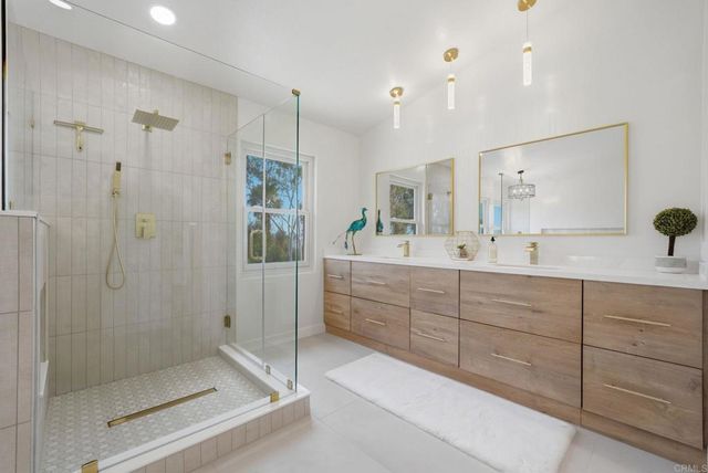 5842 Ranch View Road, Oceanside, CA 92057