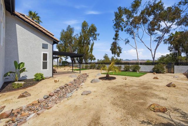 5842 Ranch View Road, Oceanside, CA 92057