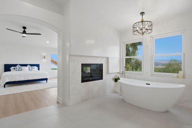 5842 Ranch View Road, Oceanside, CA 92057