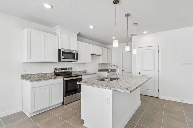 2692 MEADOW CREST DRIVE, St Cloud, FL 34773
