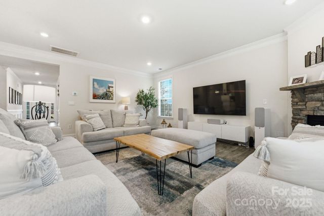 5011 English Laurel Court, Huntersville, NC 28078