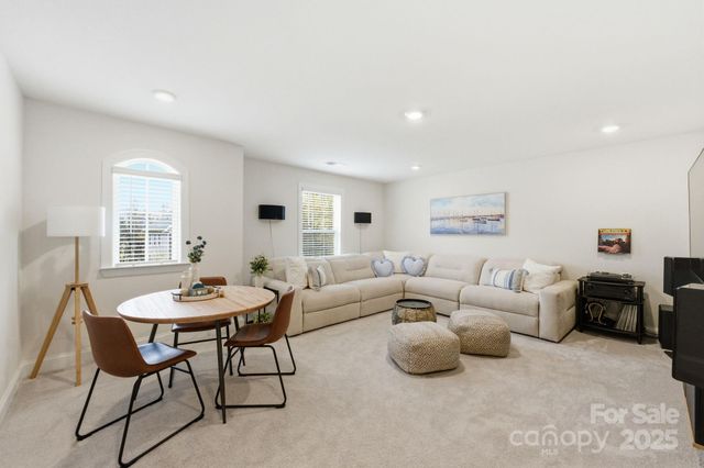 5011 English Laurel Court, Huntersville, NC 28078