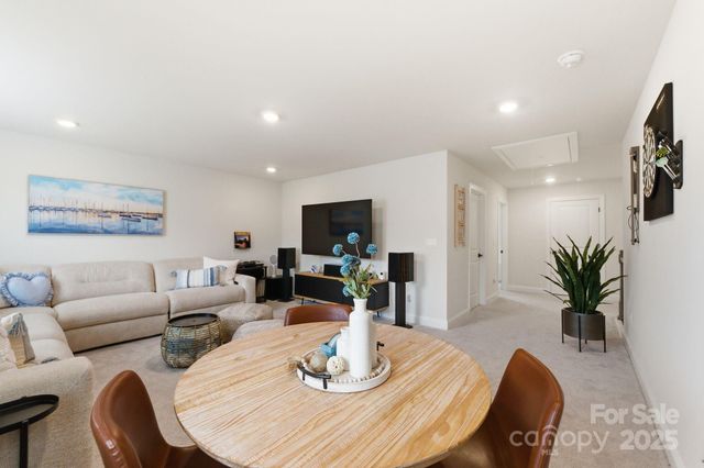 5011 English Laurel Court, Huntersville, NC 28078