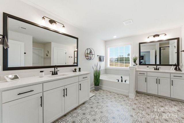 5011 English Laurel Court, Huntersville, NC 28078