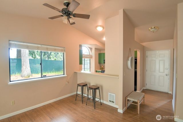 571 Malibu Drive SE, Lacey, WA 98503