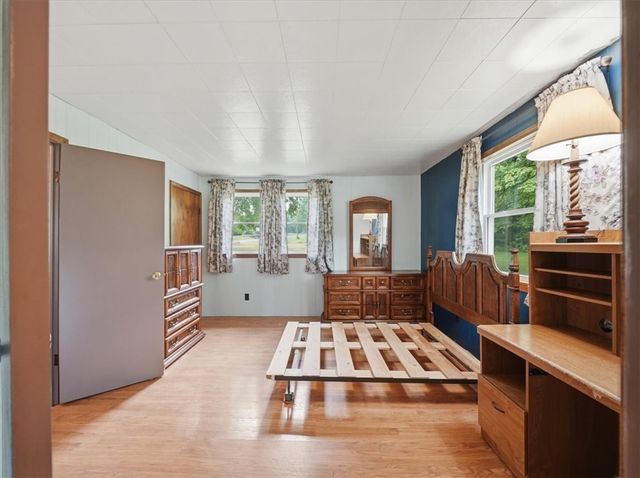 106 Savannah Gardner Rd, Shenango Twp, PA 16101