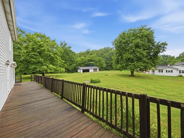 106 Savannah Gardner Rd, Shenango Twp, PA 16101