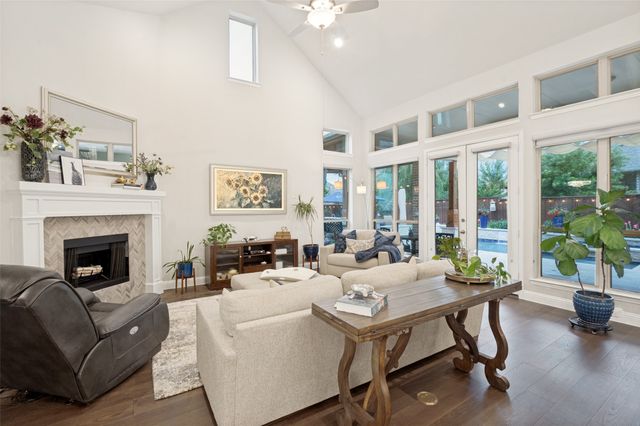 2848 London, The Colony, TX 75056