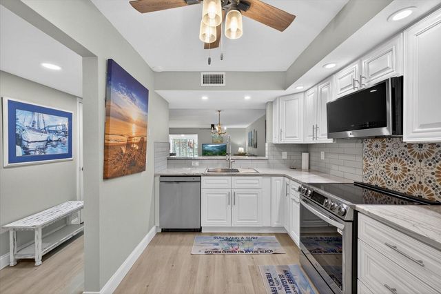 4678 MARINE PARKWAY 108, New Port Richey, FL 34652