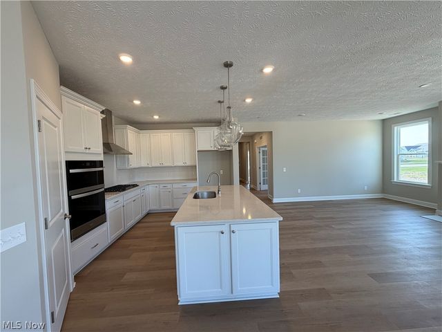 435 Caravel Court, Avon Lake, OH 44012