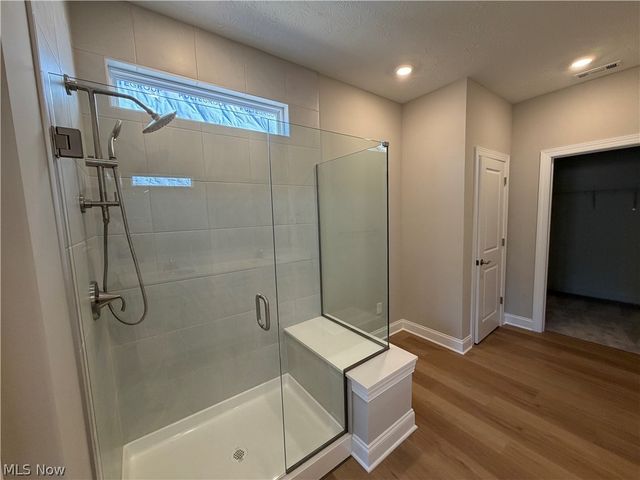 435 Caravel Court, Avon Lake, OH 44012