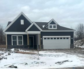 435 Caravel Court, Avon Lake, OH 44012