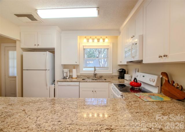 155 Tri Vista Drive 2, Lake Junaluska, NC 28745