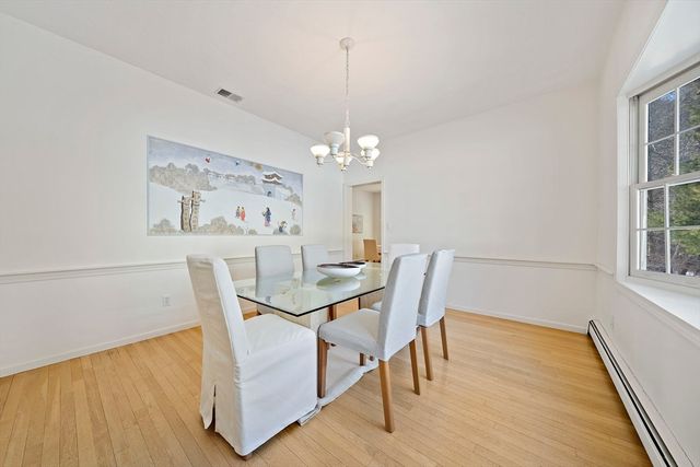 15 Great Plain Ave, Wellesley, MA 02482