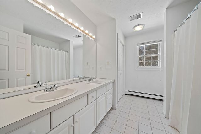 15 Great Plain Ave, Wellesley, MA 02482