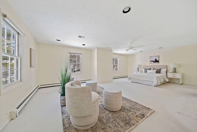 15 Great Plain Ave, Wellesley, MA 02482