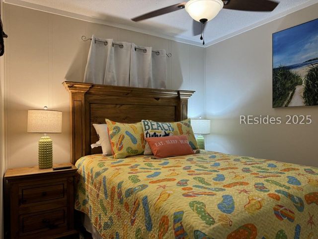 40 Folly Field Road 233, Hilton Head Island, SC 29928