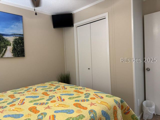 40 Folly Field Road 233, Hilton Head Island, SC 29928