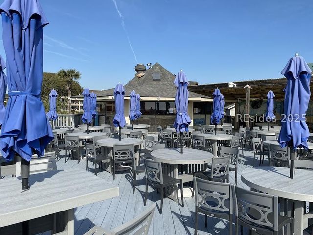 40 Folly Field Road 233, Hilton Head Island, SC 29928