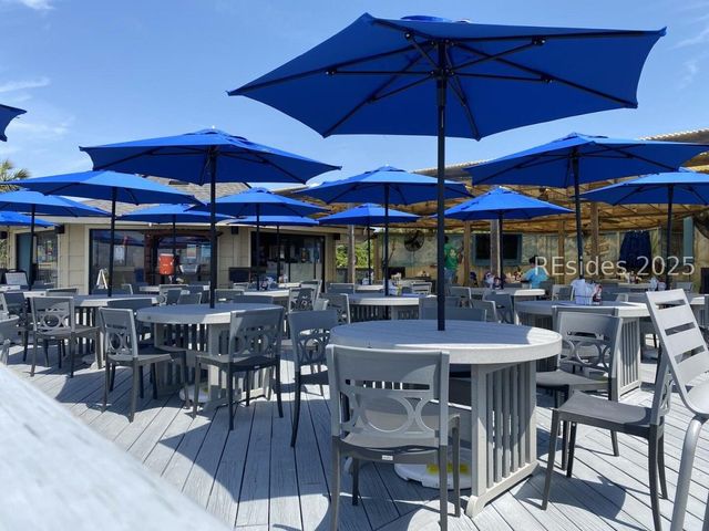 40 Folly Field Road 233, Hilton Head Island, SC 29928