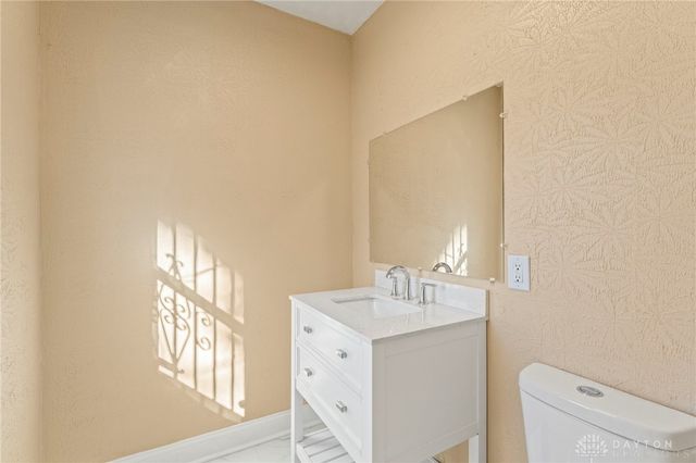 212 E Beechwood Avenue, Dayton, OH 45405