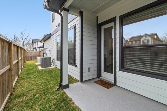 1530 Noble Park Drive, Missouri City, TX 77459