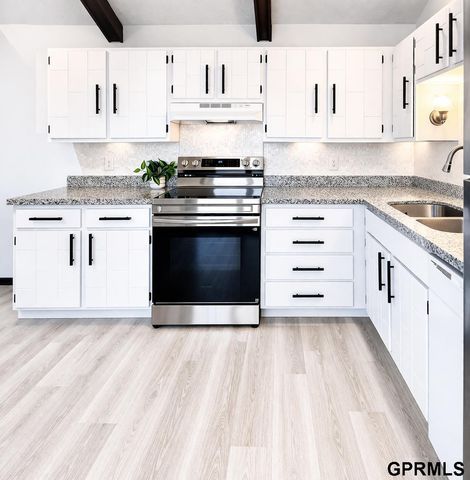 2610 Jack Pine Street, Bellevue, NE 68123